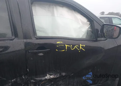 2022 Nissan Frontier Sv 4X4 z USA, uszkodzony, nr VIN 1N6ED1EK5NN605522